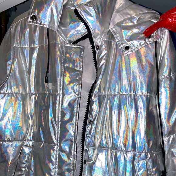 Forever 21 Jackets & Blazers - Forever 21 Silver Puff Coat
